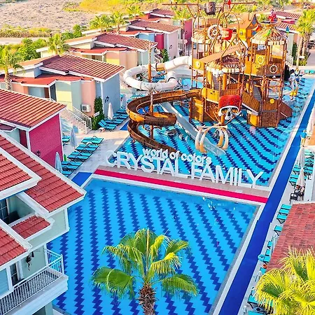Crystal Club World Of Colours Bogazkent